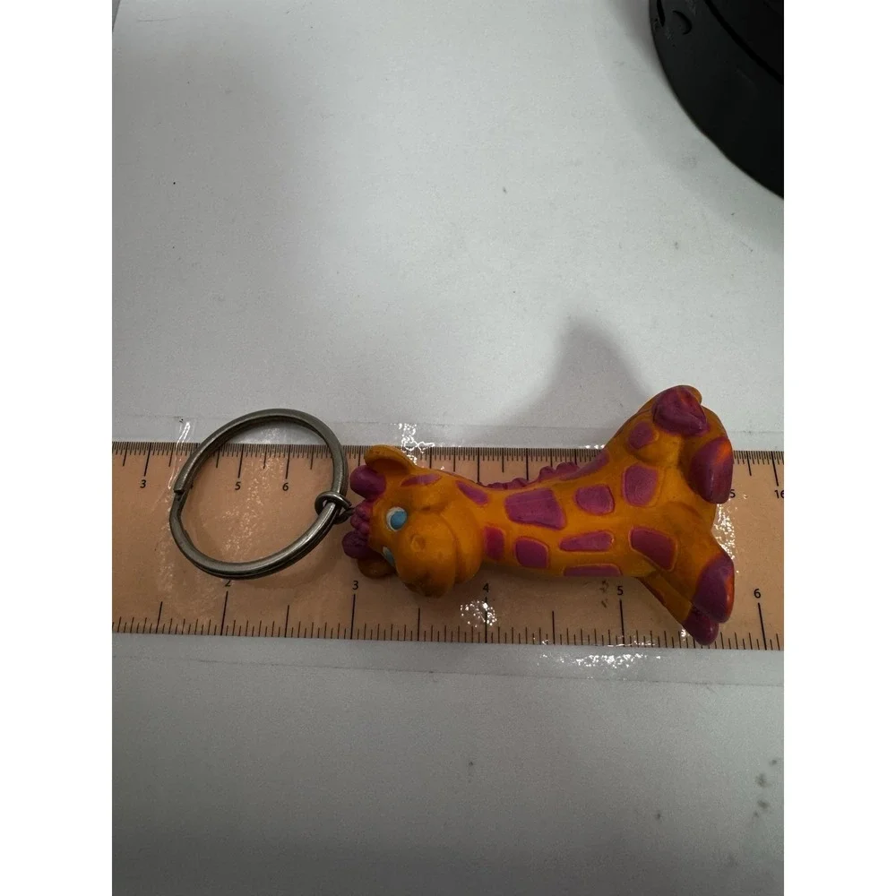 Vintage 1993 Avon Key‎ To Cuteness Keychain Circus Giraffe *No Box